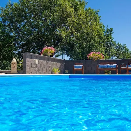 Villa Del Gelso Nel Parco Delletna *